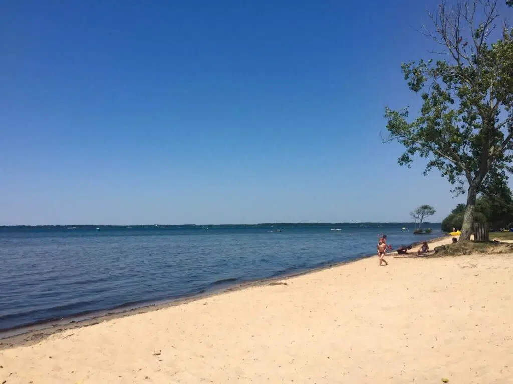 Lac de parentis, landes beaches