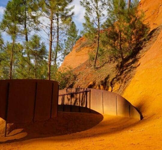 Walking the Ochre Trail, Roussillon, Provence, France