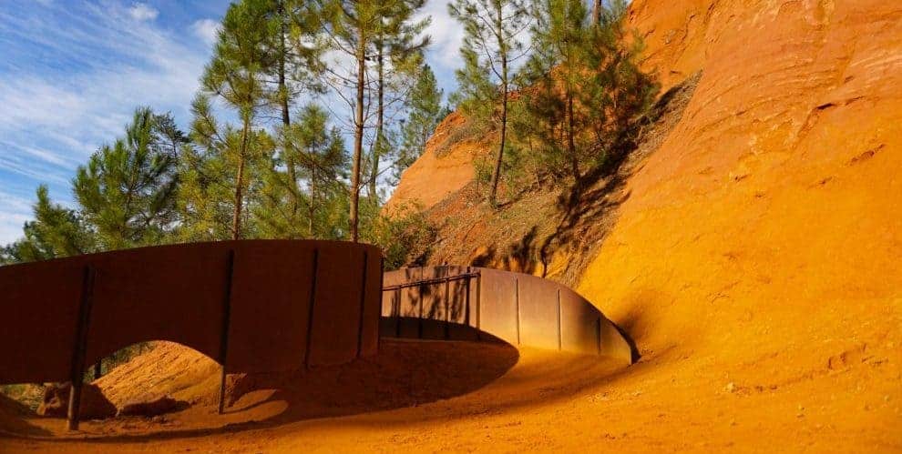 Walking the Ochre Trail, Roussillon, Provence, France