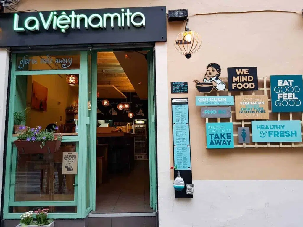 Where to eat authentic food in Barcelona