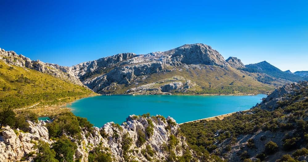 Where to go on holiday in winter. Sierra de Tramuntana, Mallorca