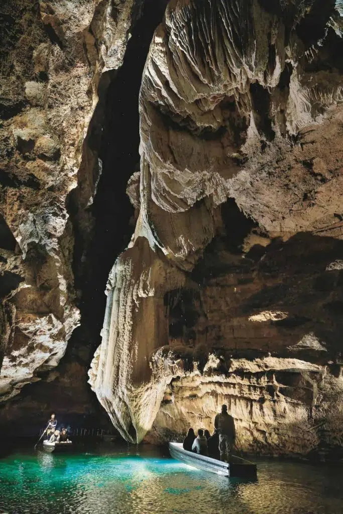 Best caves of the Dordogne and Lot