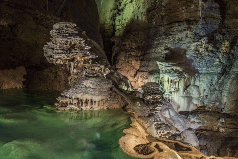 France’s Underground Treasures: 7 Unmissable Caves of the Dordogne and Lot