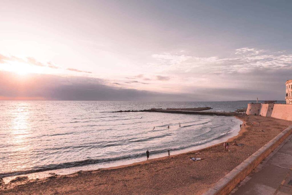 Grynumo paplūdimys Gallipoli mieste yra vienas geriausių Apulijos, Italija paplūdimių