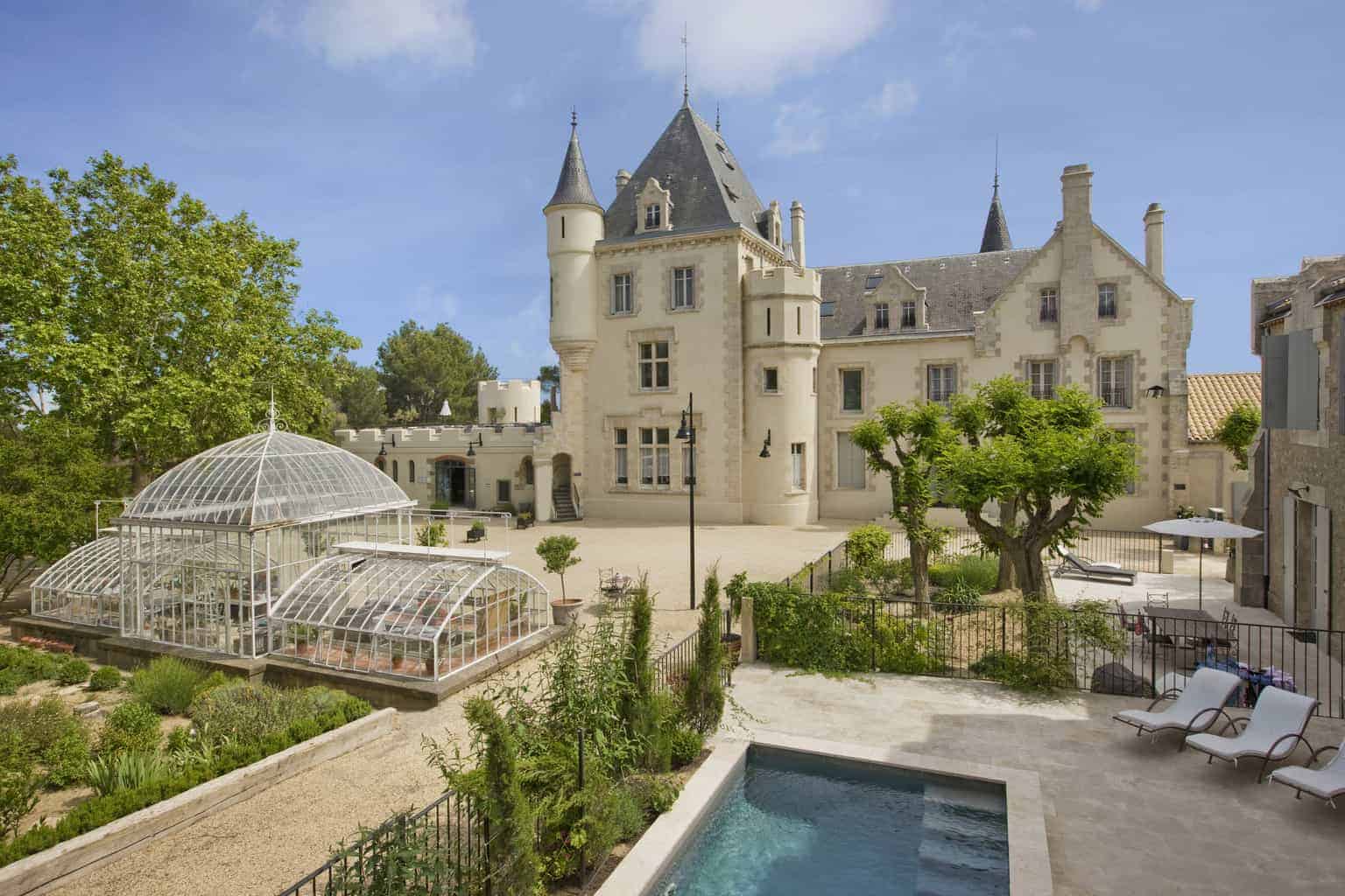 44 Most Beautiful French Chateaus (Photos)  French mansion, French  architecture, Chateau