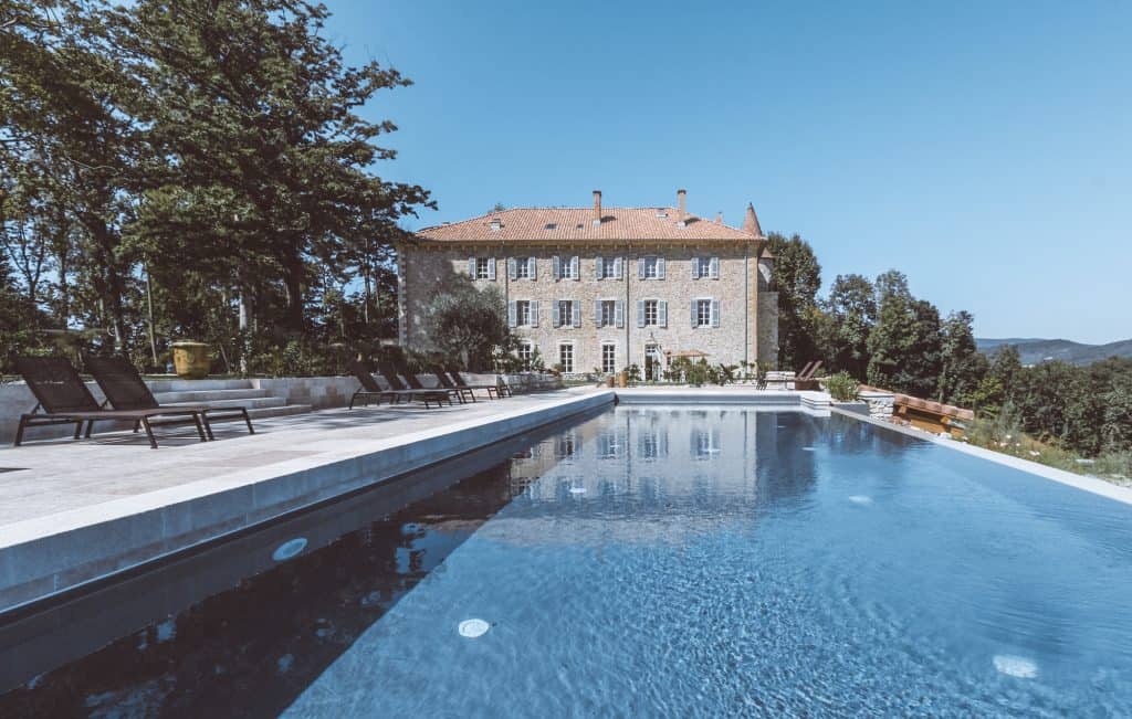 Château Les Oliviers de Salettes - Castle hotel in France