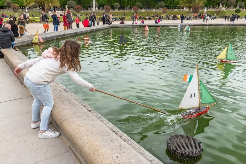 Jardin du Luxembourg in Paris with kids