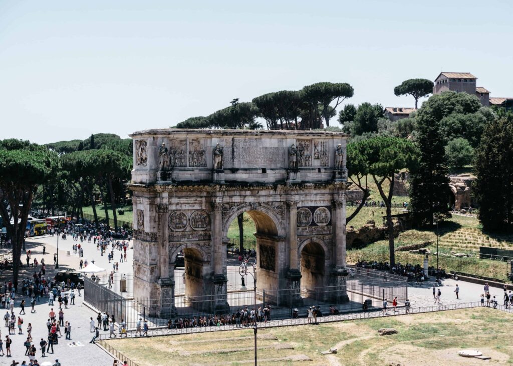 self guided walking tour in rome