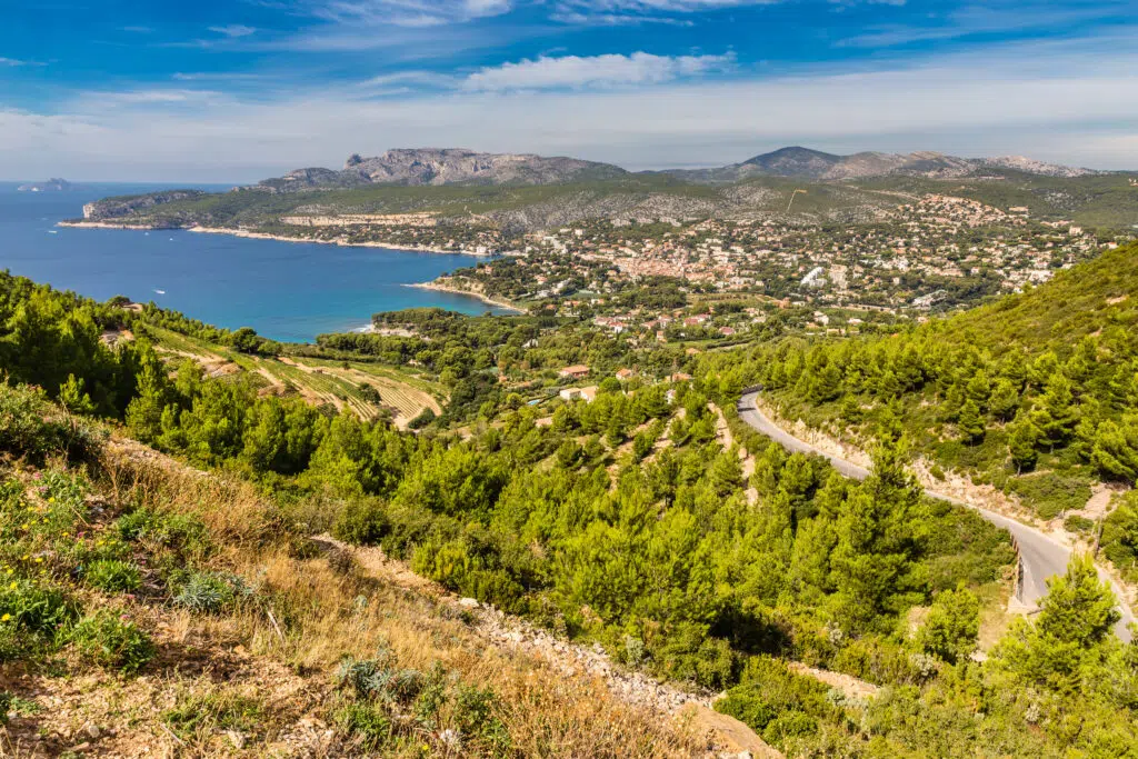 How to get to Cassis, France