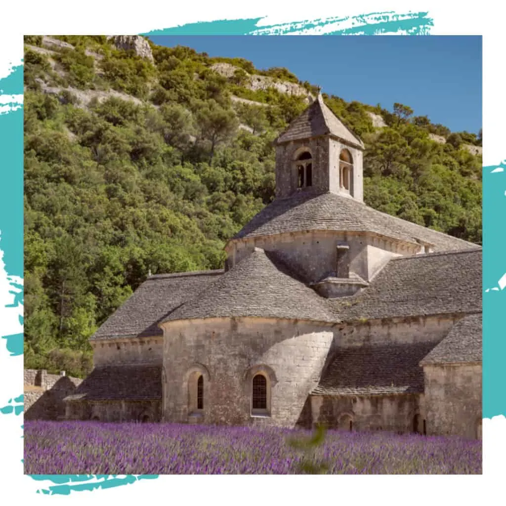 LUBERON TRAVEL GUIDES