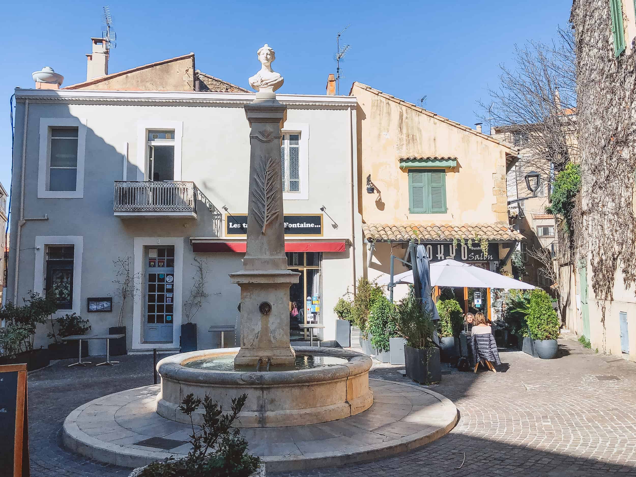 Most Beautiful Cities & Towns in Provence, France Le Long Weekend