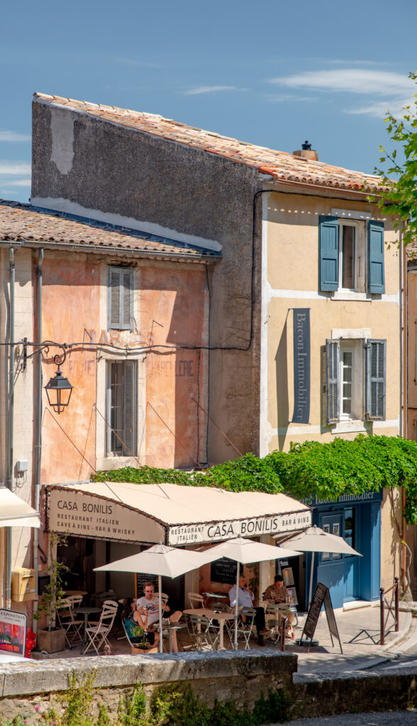 Bonnieux cafe