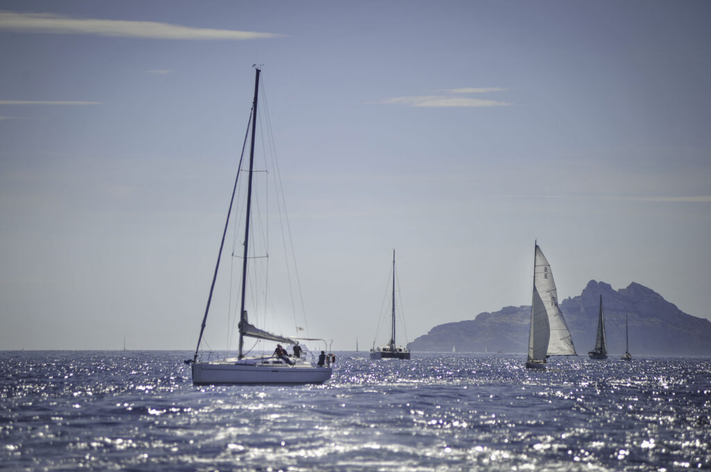 boat tour of the calanques