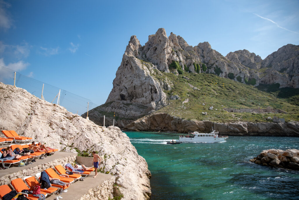 boat tour of the calanques