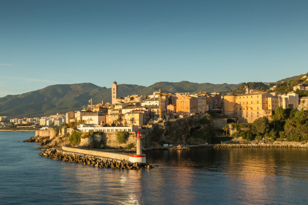 travel in corsica without a car