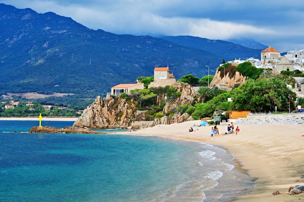 travel in corsica without a car