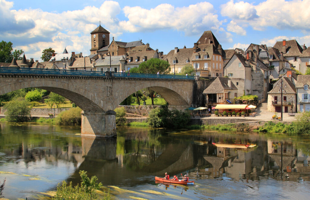 french towns to visit in summer