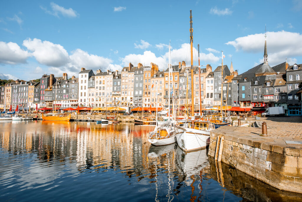 french towns to visit in summer