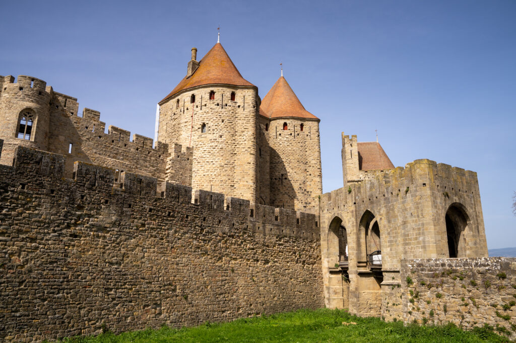 beautiful places to visit outside paris